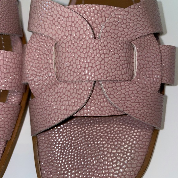 Kenneth Cole NWOT size 6 sandals - Picture 3 of 3